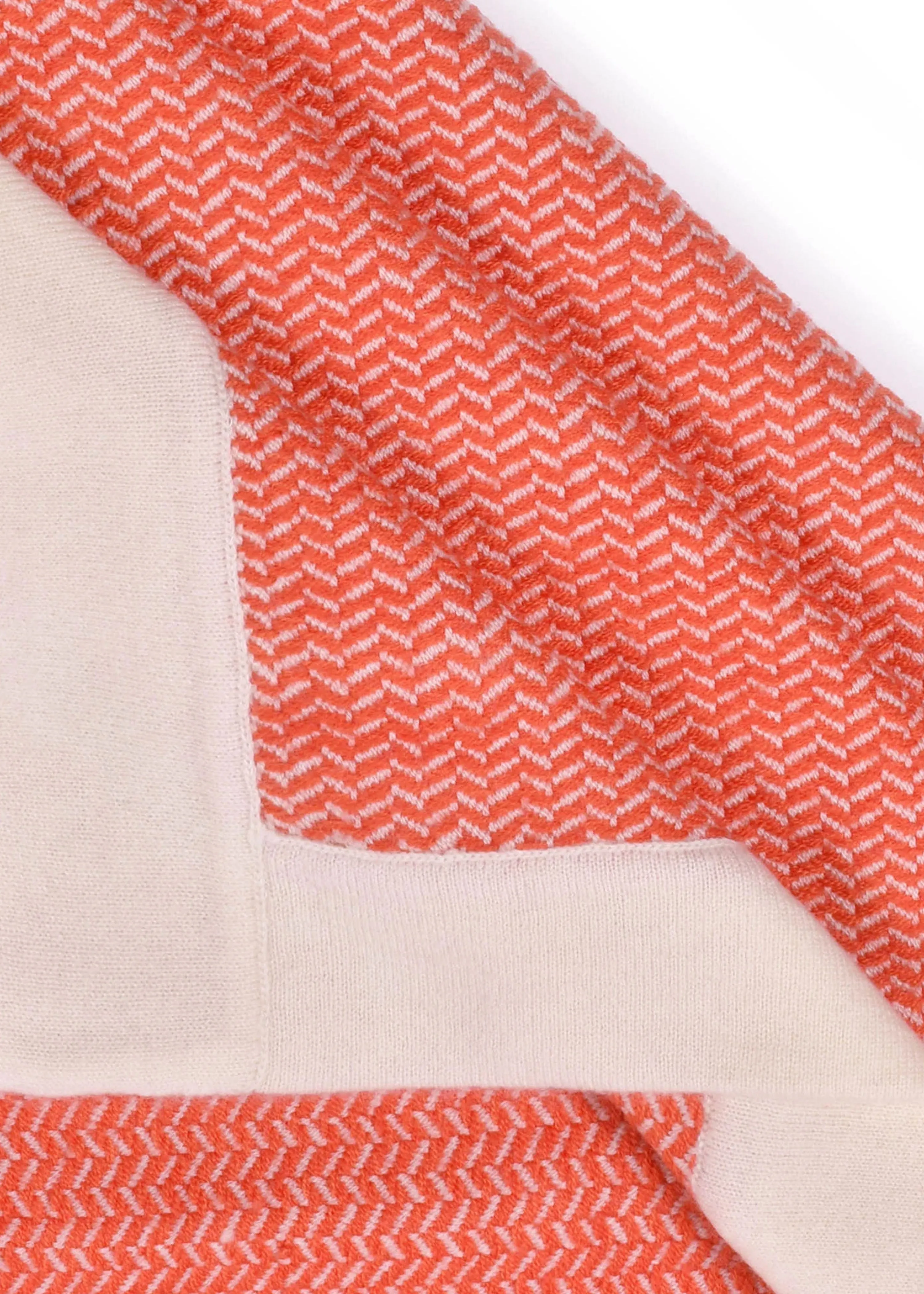Chevron Blanket in Cashmere