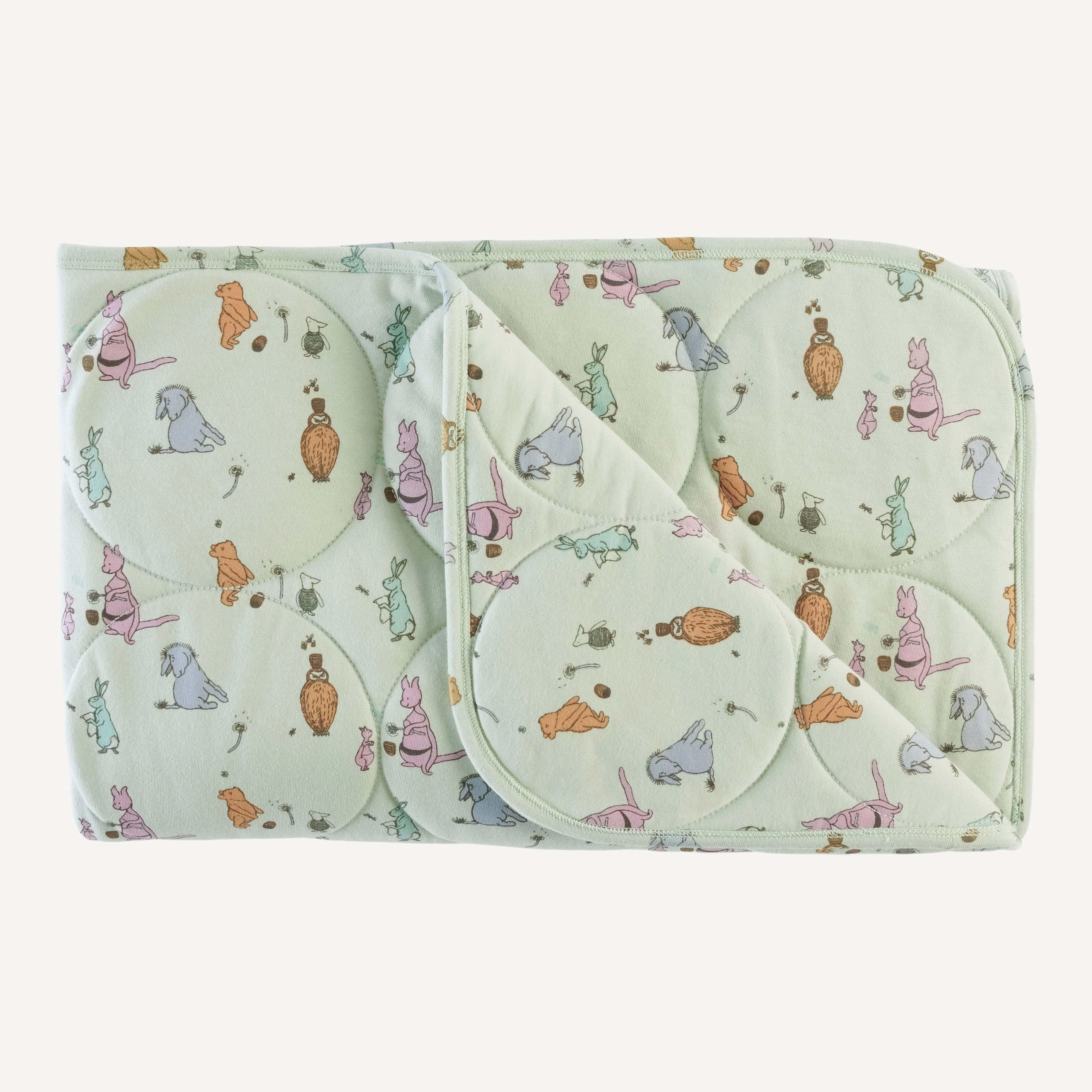classic circle quilt | foam green pooh   friends | organic cotton jersey