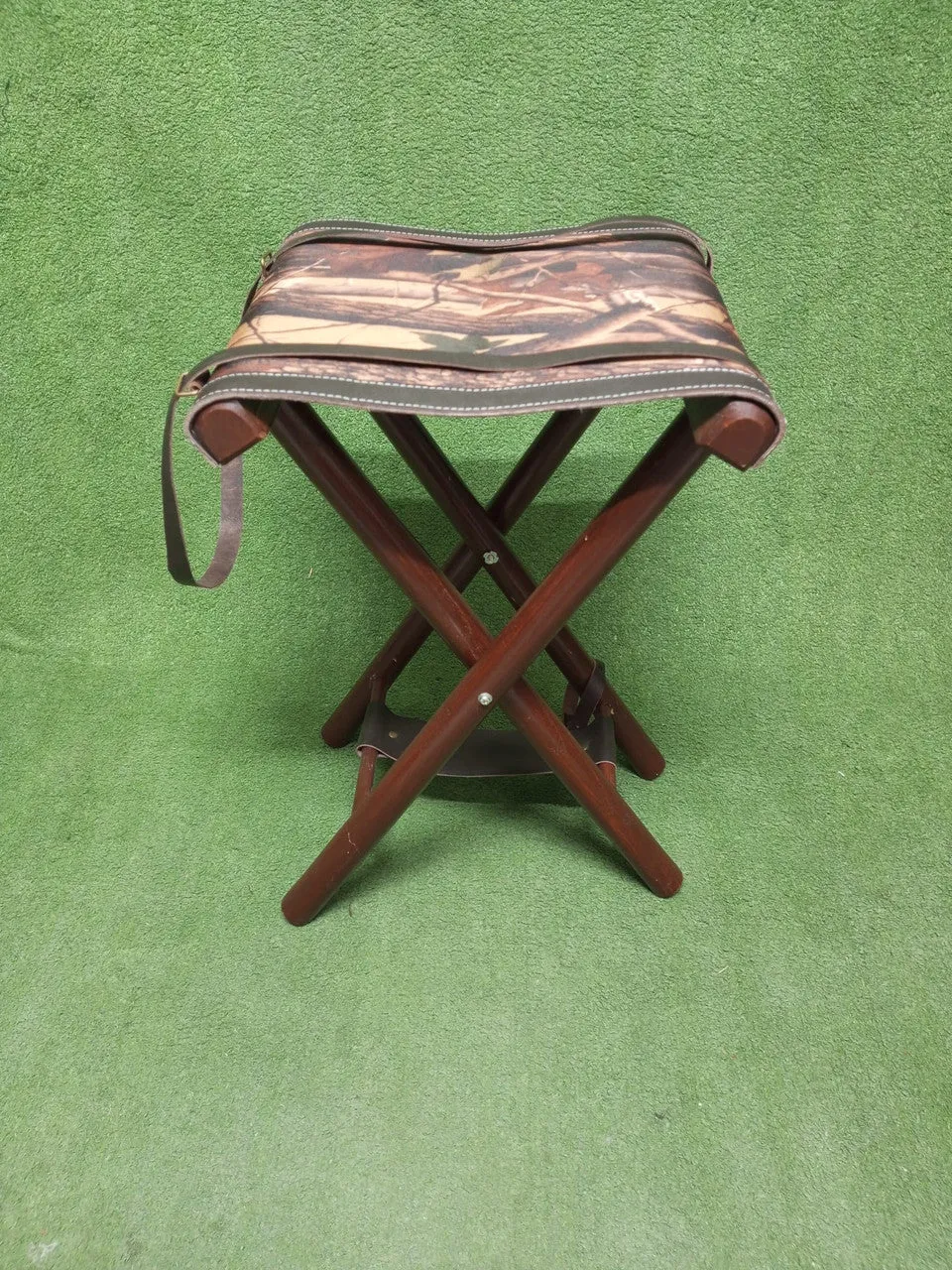 Foldable Camping Stool with Cordura Seat: Comfort and Convenience