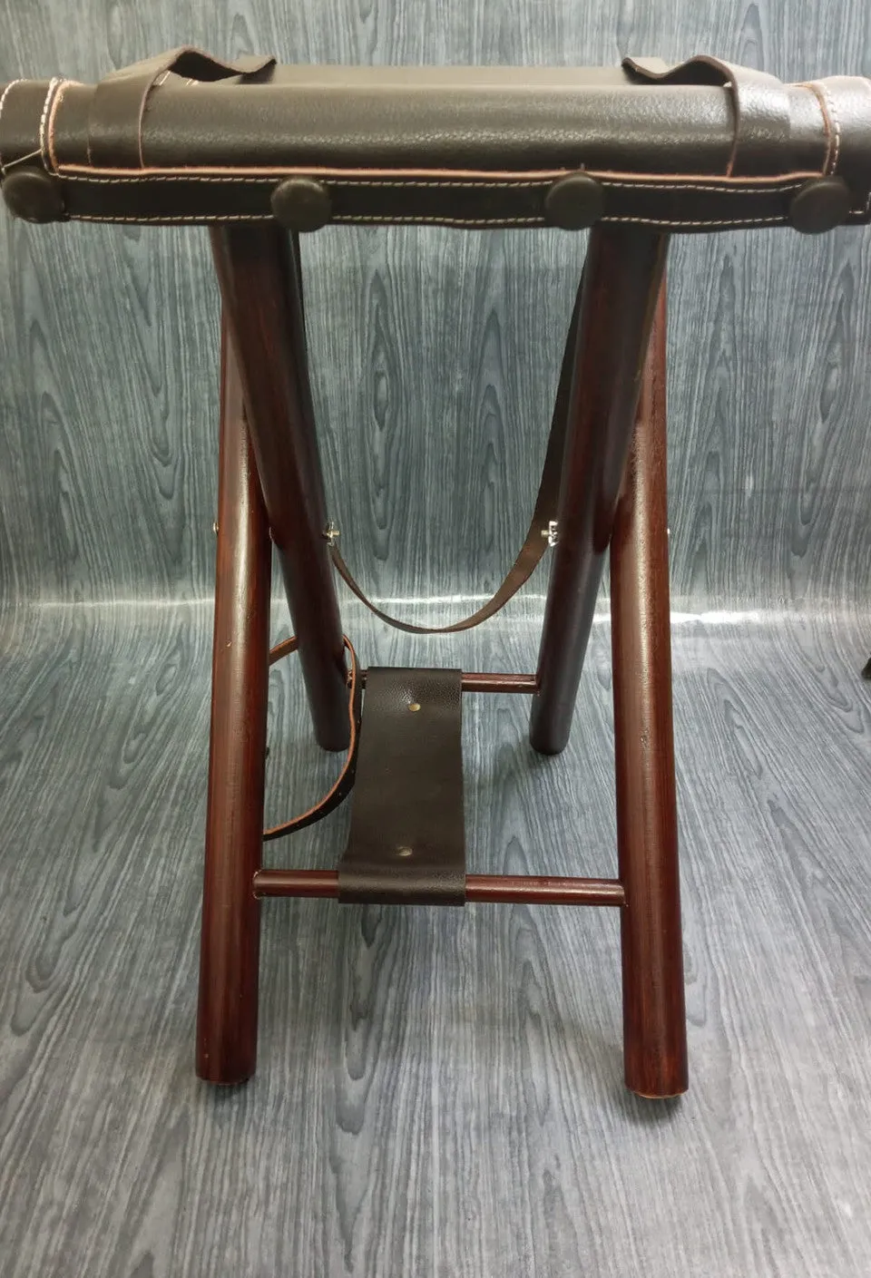 Foldable Leather Camping Stool - Safari-Ready