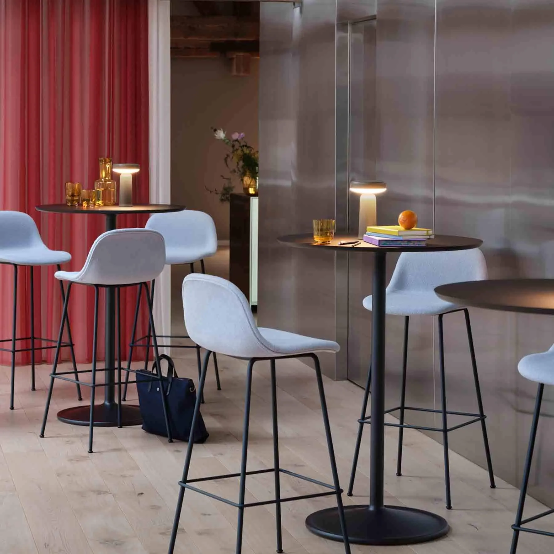 Muuto Ease portable lamp