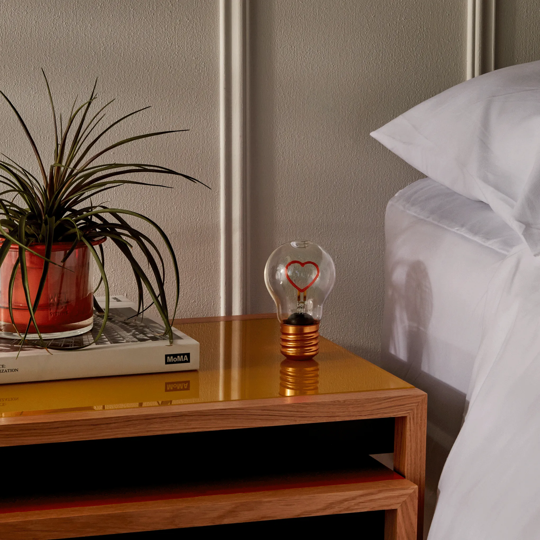 Rechargeable Bulb Light - Heart