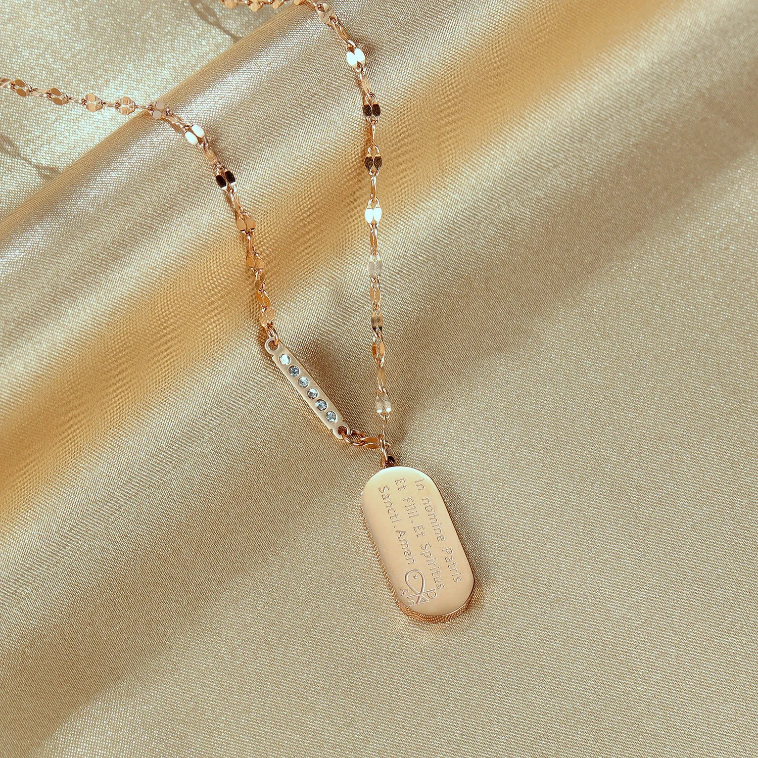 Women's Fashion Religious Pendant Necklace